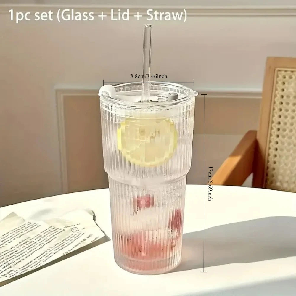 600ml Ribbed Glass Tumbler with Bamboo Lid & Straw