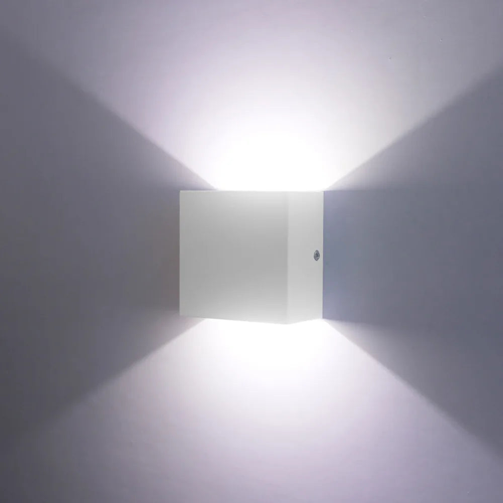 HaloBrick™ Wall Light