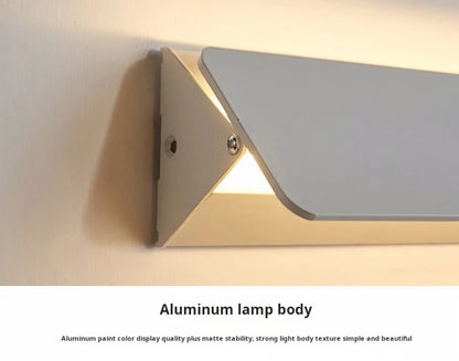 Adjustable LED Wall Light