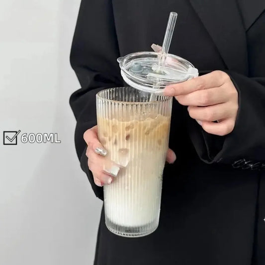 600ml Ribbed Glass Tumbler with Bamboo Lid & Straw