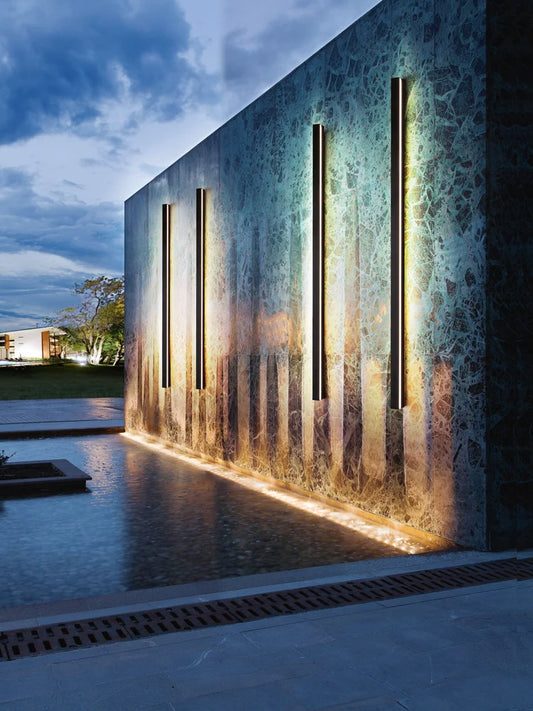 LumaStrip™ Outdoor Wall Light