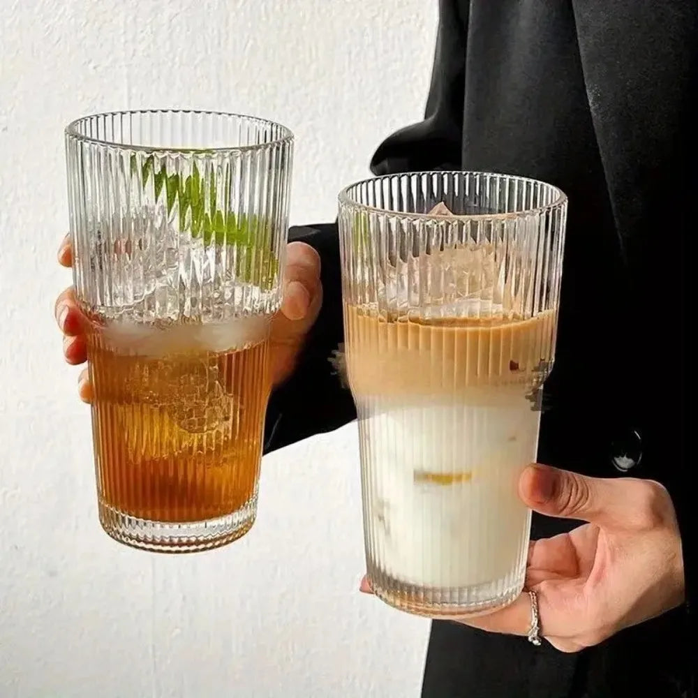 600ml Ribbed Glass Tumbler with Bamboo Lid & Straw